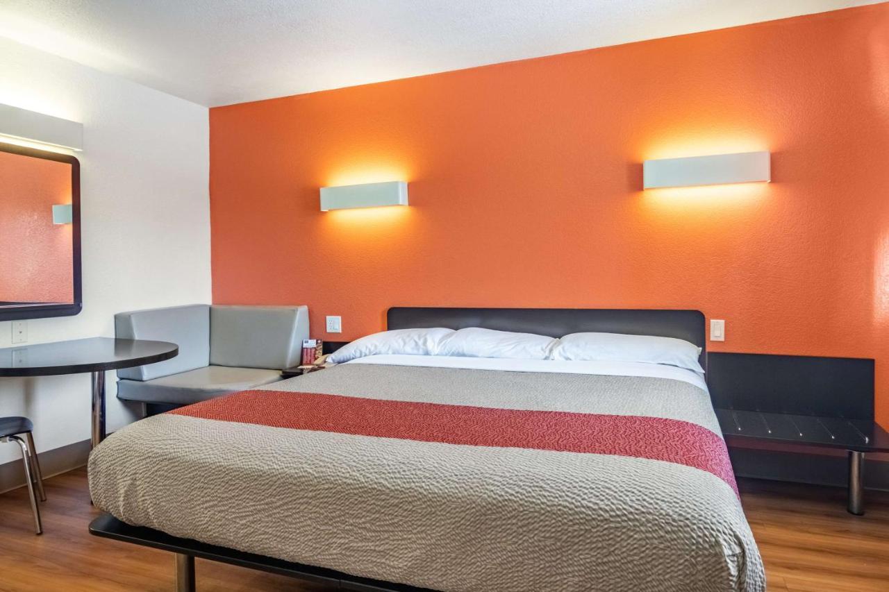 Motel 6-Youngstown, Oh Екстериор снимка